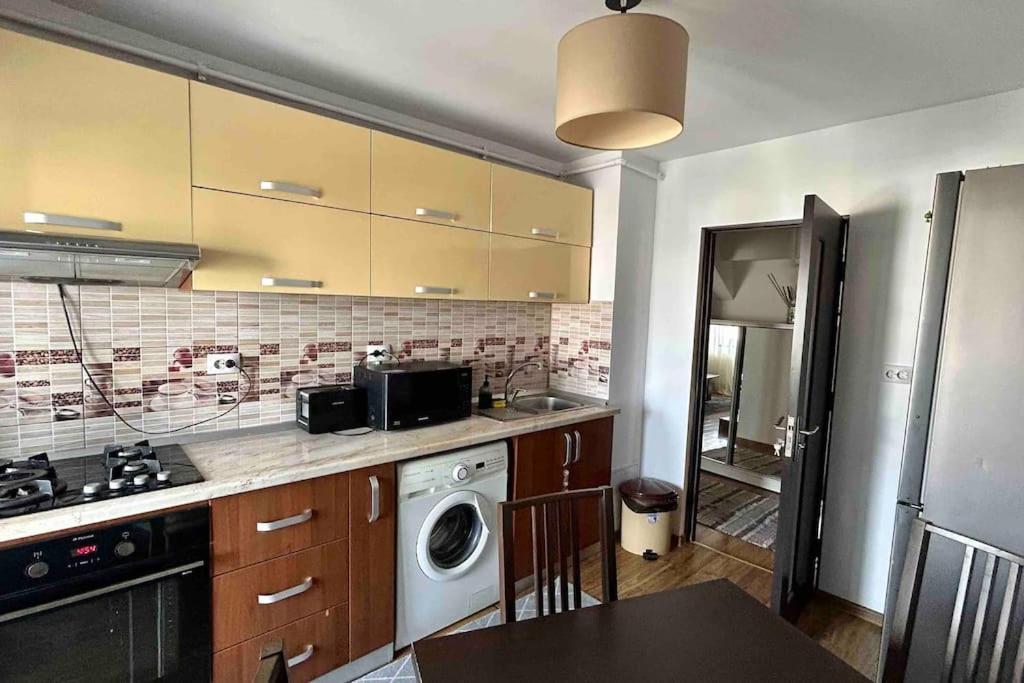 Georgiana'S Central Apartment Buzău Extérieur photo